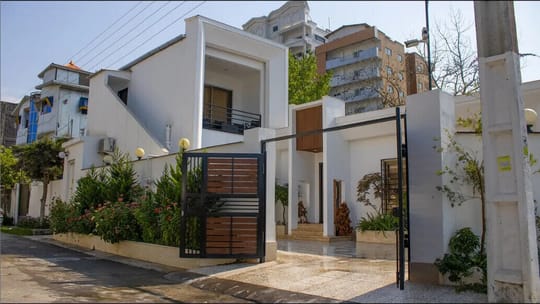 استخردار چهارخوابه پلاک اول دریا