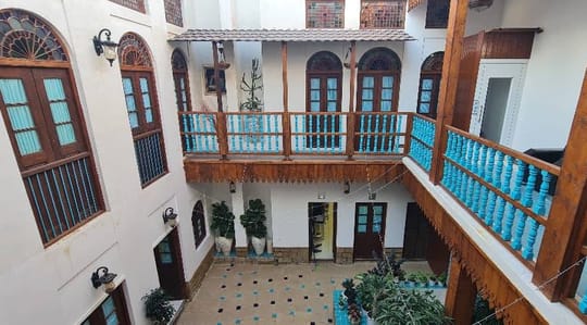 Emarat Sarhang Bushehr