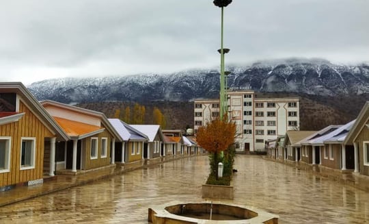 Shapoor Khast Khorram Abad